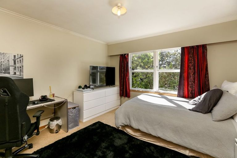 Photo of property in 20 Doralto Road, Frankleigh Park, New Plymouth, 4310