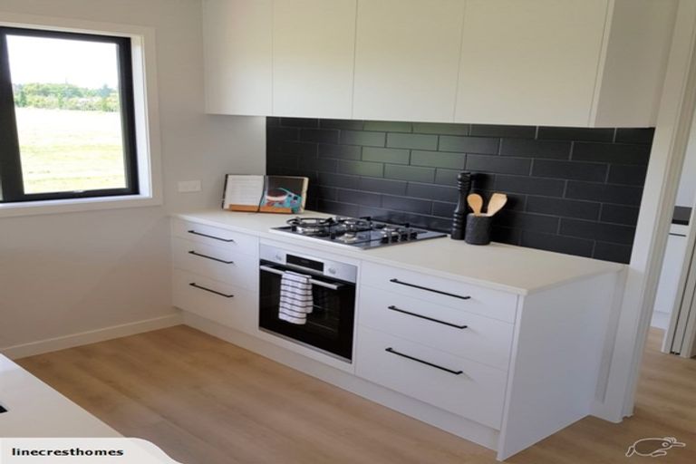 Photo of property in 3/213 Thornton Road, Cambridge, 3434