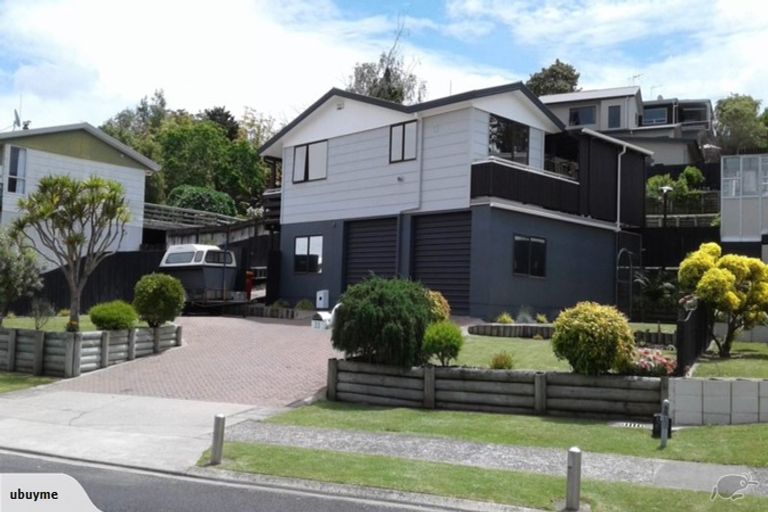 Photo of property in 33 Ranui Street, Dinsdale, Hamilton, 3204