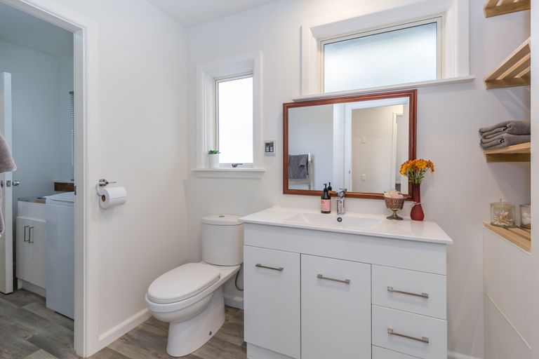 Photo of property in 250 Opawa Road, Hillsborough, Christchurch, 8022