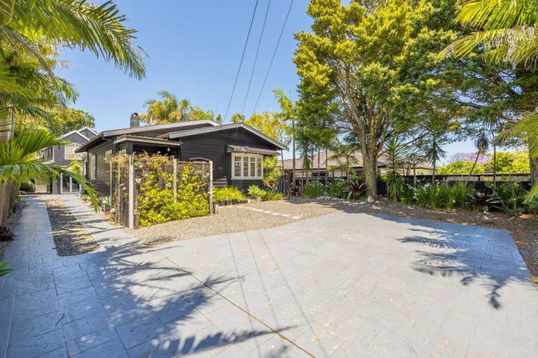 Photo of property in 16 Wilkinson Road, Ellerslie, Auckland, 1060