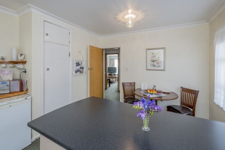 Photo of property in 4 Chester Street, Levin, 5510