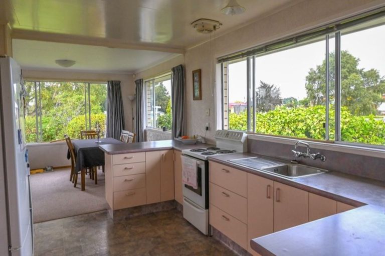 Photo of property in 11 Centennial Avenue, Balclutha, 9230