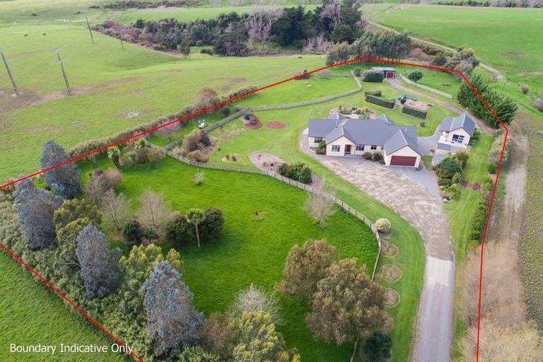 Photo of property in 86 Currins Road, Linton, Palmerston North, 4472