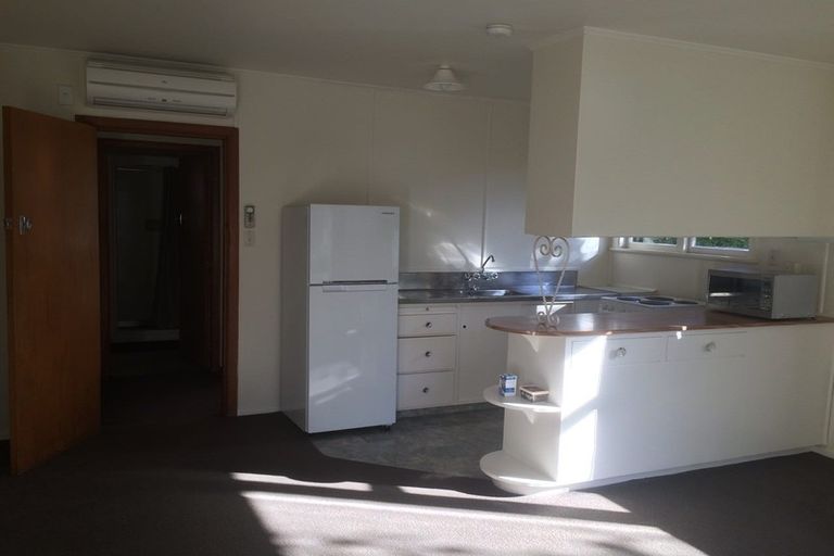 Photo of property in 2 Synagogue Lane, Nelson, 7010