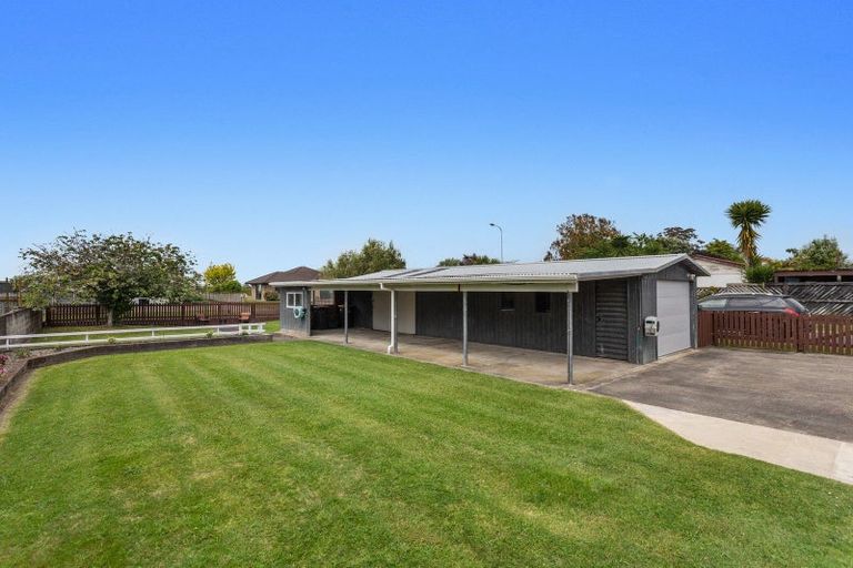 Photo of property in 65 College Road, Edgecumbe, 3120