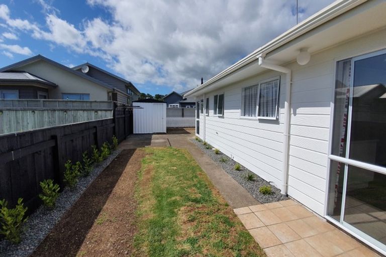 Photo of property in 2/353 Saint Aubyn, Moturoa, New Plymouth, 4310