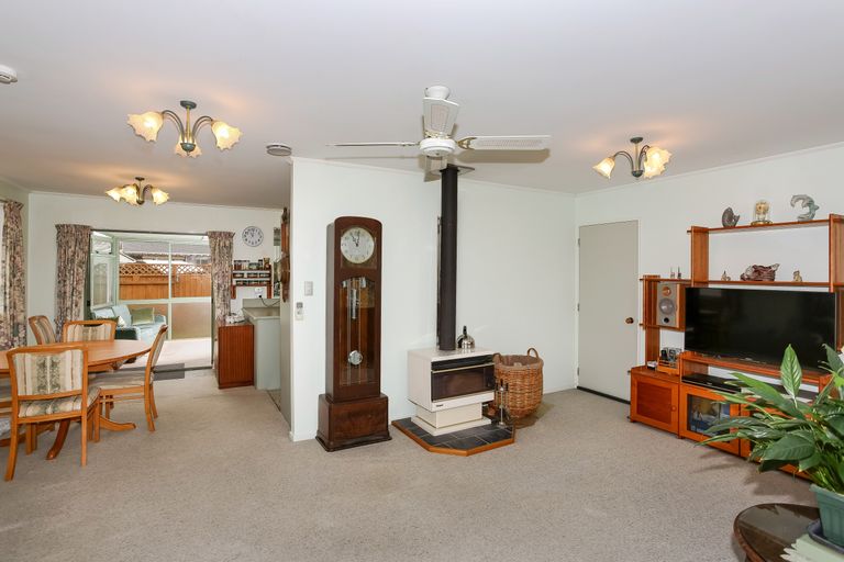 Photo of property in 1 Mcevoy Avenue, Tuakau, 2121