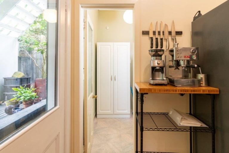 Photo of property in 304a Tinakori Road, Thorndon, Wellington, 6011