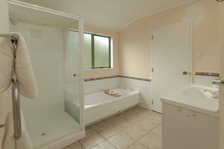 Photo of property in 527 Main North Road, Bay View, Napier, 4104