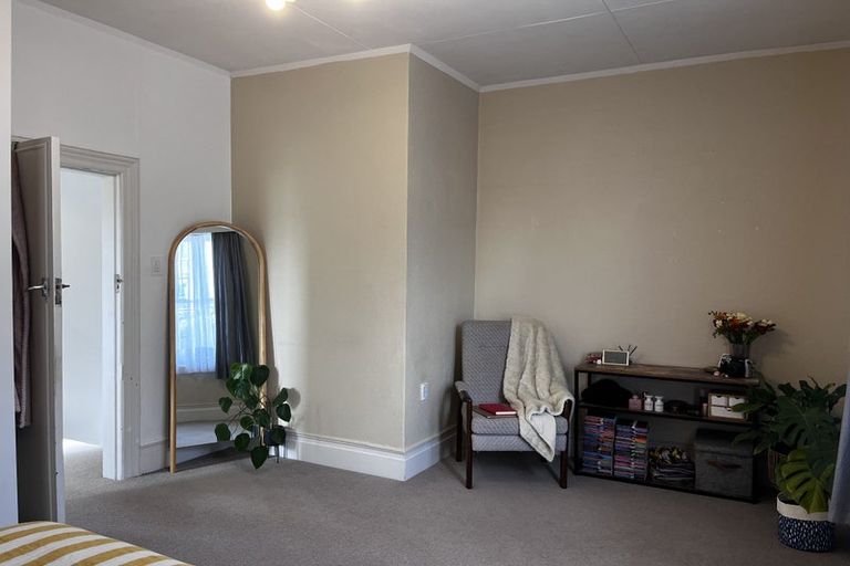 Photo of property in 69 Rolleston Street, Mount Cook, Wellington, 6021