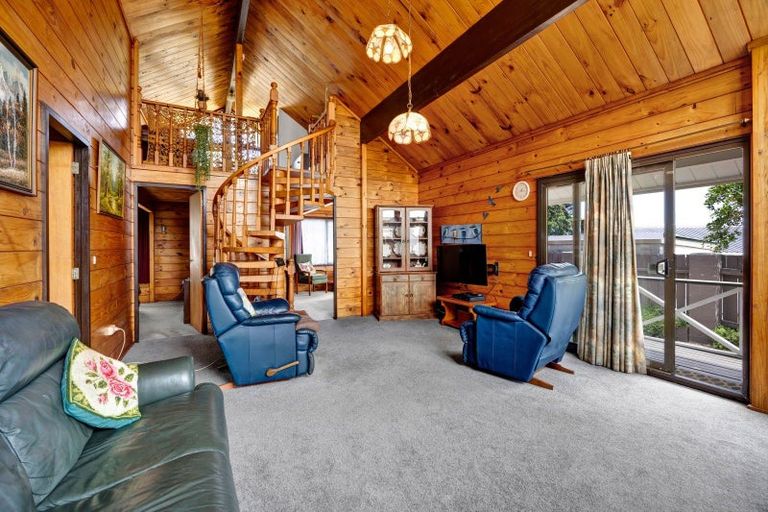 Photo of property in 5 Dieffenbach Street, Opunake, 4616