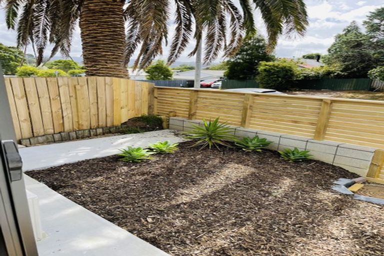 Photo of property in 1c Ohira Place, Henderson, Auckland, 0612