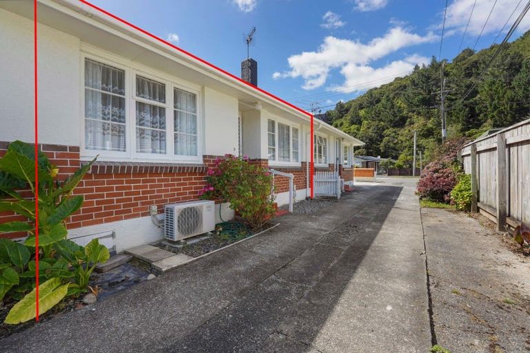 Photo of property in 2 Lane Street, Wallaceville, Upper Hutt, 5018
