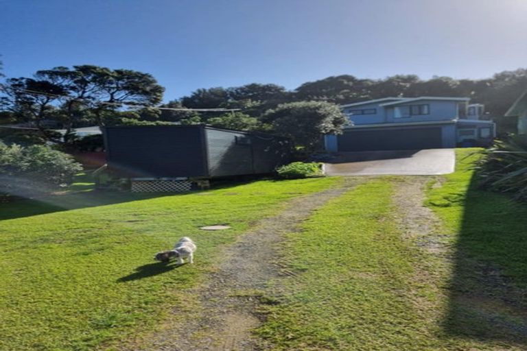 Photo of property in 51 Sea View Road, Baylys Beach, Dargaville, 0377