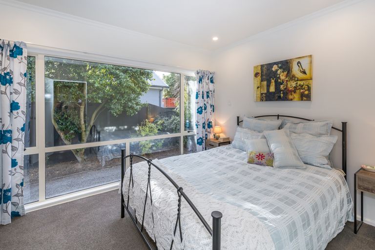 Photo of property in 250 Opawa Road, Hillsborough, Christchurch, 8022