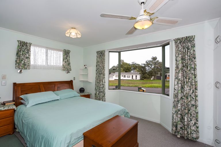 Photo of property in 1 Mcevoy Avenue, Tuakau, 2121