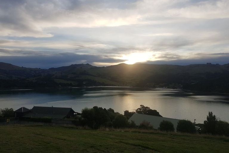 Photo of property in 32 Totara Drive, Duvauchelle, 7581