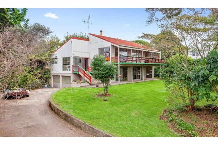 Photo of property in 1 Whakaari Road, Waiotahe, Opotiki, 3198