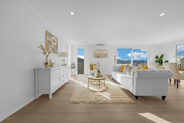 Photo of property in 158 Hitchen Road, Pokeno, 2402