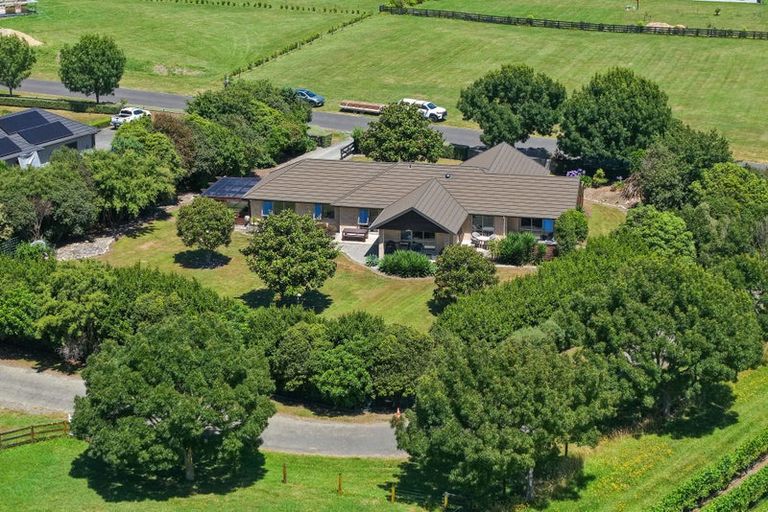 Photo of property in 38 Saint Laurent Way, Ohau, Levin, 5570