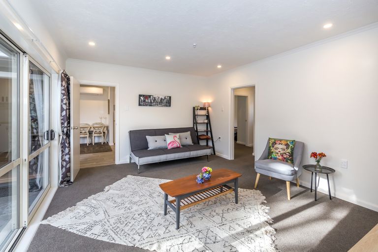 Photo of property in 250 Opawa Road, Hillsborough, Christchurch, 8022