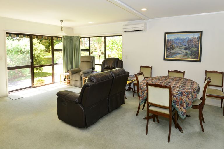 Photo of property in 48 Maygrove Drive, Orewa, 0931