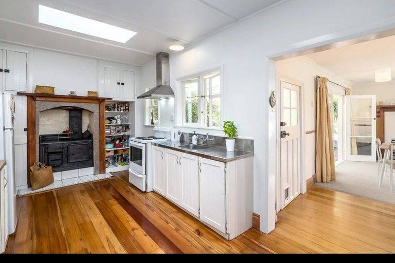 Photo of property in 138 Fitzherbert Street, Featherston, 5710