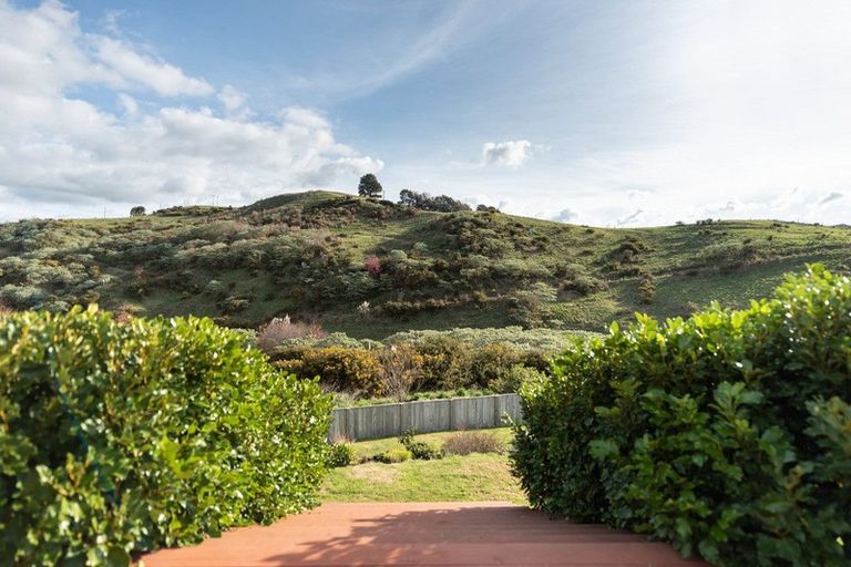 Photo of property in 21 Bob Carter Place, Welcome Bay, Tauranga, 3175
