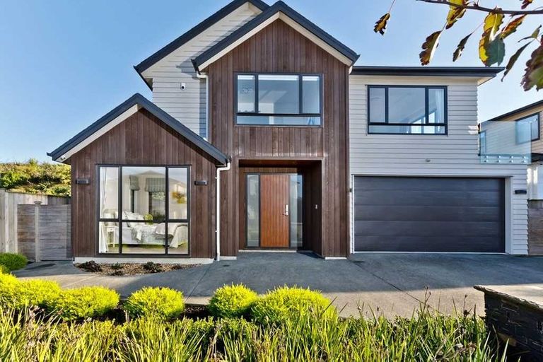 Photo of property in 5 Shelby Place, Long Bay, Auckland, 0630