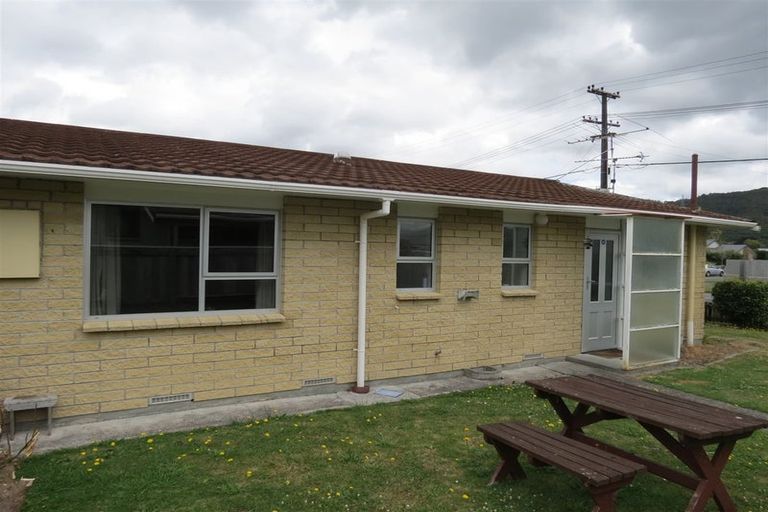 Photo of property in 1/36 Exchange Street, Ebdentown, Upper Hutt, 5018
