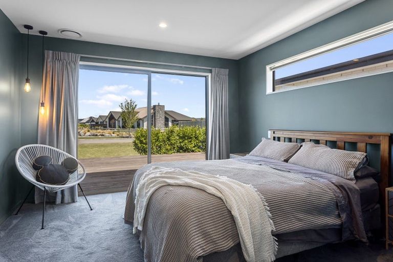 Photo of property in 2 Benjes Place, Woodend, 7610