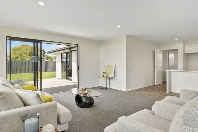 Photo of property in 8 Magnolia Lane, Mosgiel, 9024