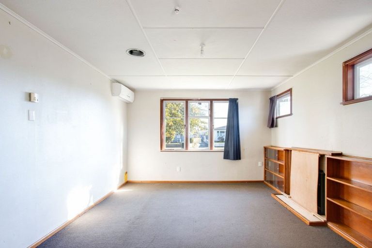 Photo of property in 44 Bright Crescent, Maraenui, Napier, 4110