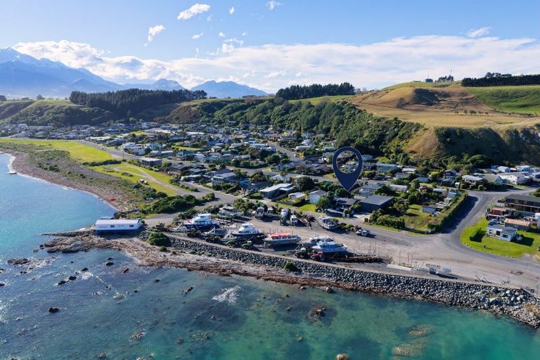 Photo of property in 12 Moa Road, South Bay, Kaikoura, 7300