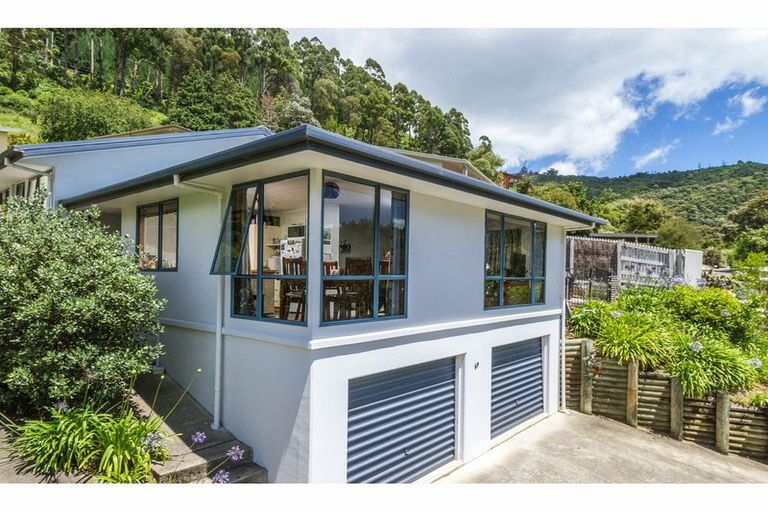 Photo of property in 69 Robinson Road, The Brook, Nelson, 7010