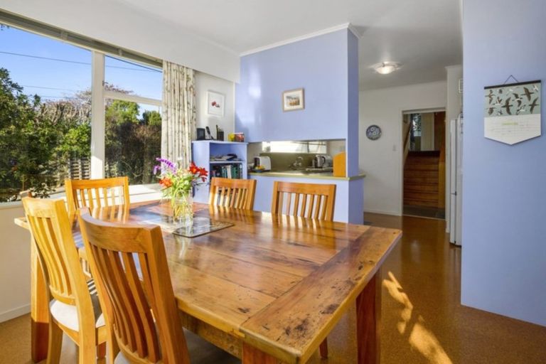 Photo of property in 55 Saint Johns Terrace, Tawa, Wellington, 5028