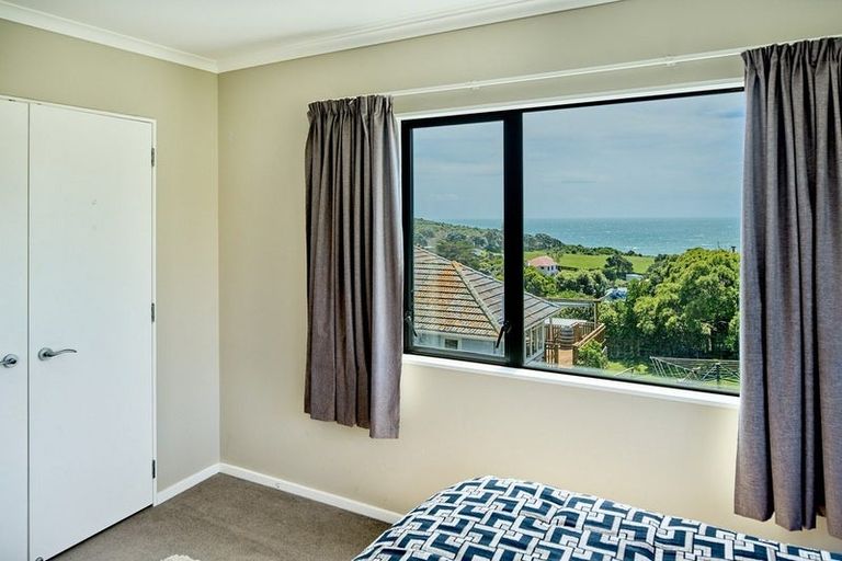 Photo of property in 21 View Road, Titahi Bay, Porirua, 5022
