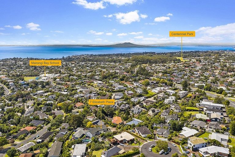Photo of property in 7 Elizabeth Place, Mairangi Bay, Auckland, 0630