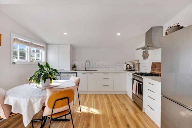 Photo of property in 34 Montrose Street, Sydenham, Christchurch, 8023