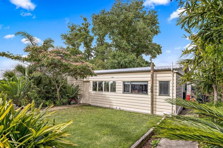 Photo of property in 9 Mary Keane Lane, Parakai, 0830