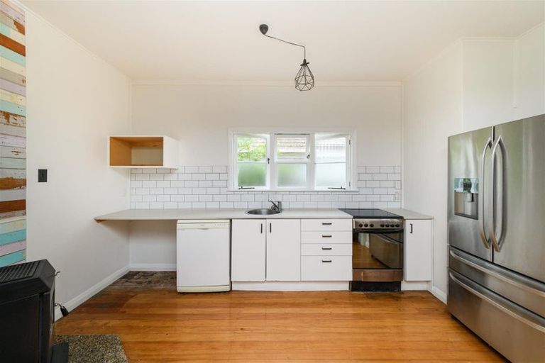 Photo of property in 5 Bell Street, Marton, 4710