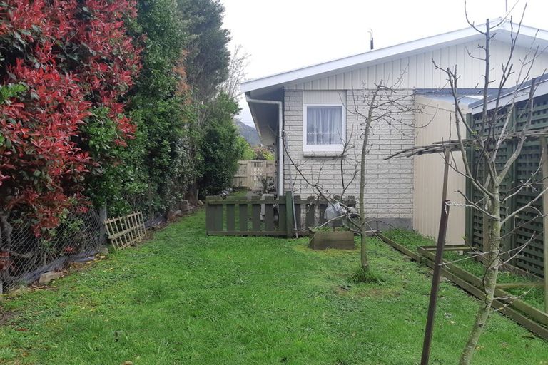 Photo of property in 37 Bethune Street, Featherston, 5710