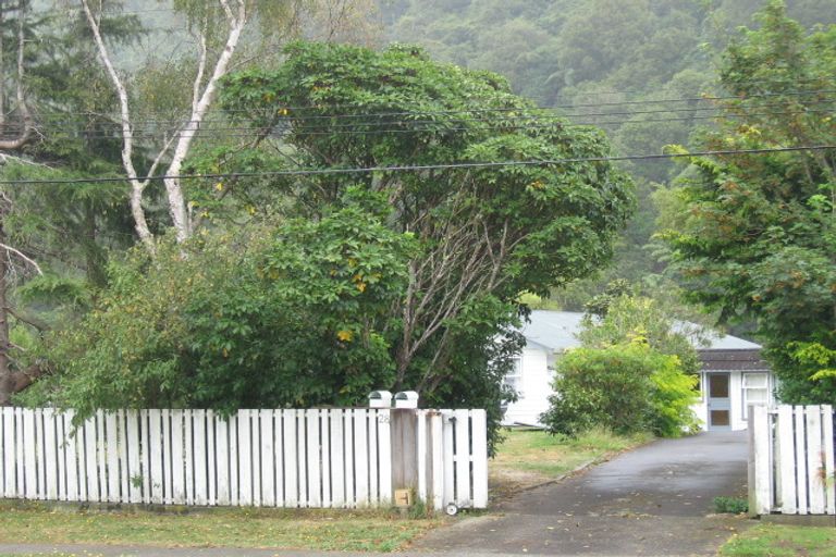 Photo of property in 28 Black Beech Street, Birchville, Upper Hutt, 5018