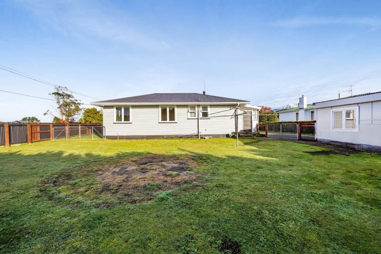 Photo of property in 156 Portia Street, Stratford, 4332