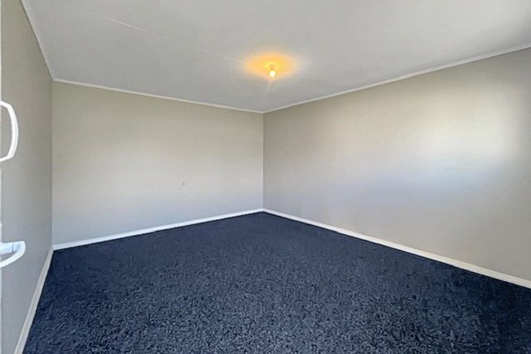 Photo of property in 77 Maxwells Line, Awapuni, Palmerston North, 4412