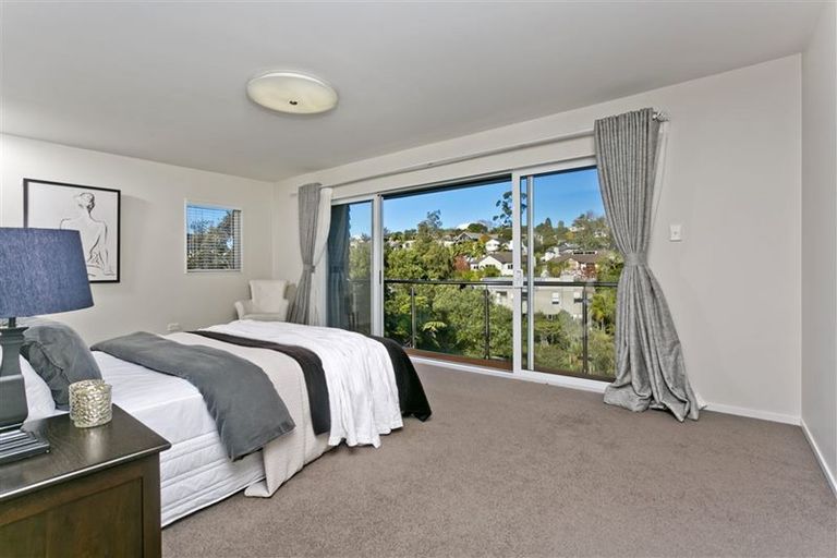 Photo of property in 19 Kahikatea Close, Campbells Bay, Auckland, 0630