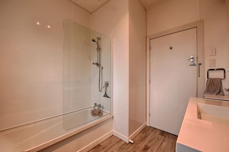 Photo of property in 107 Kitchener Street, Gore, 9710