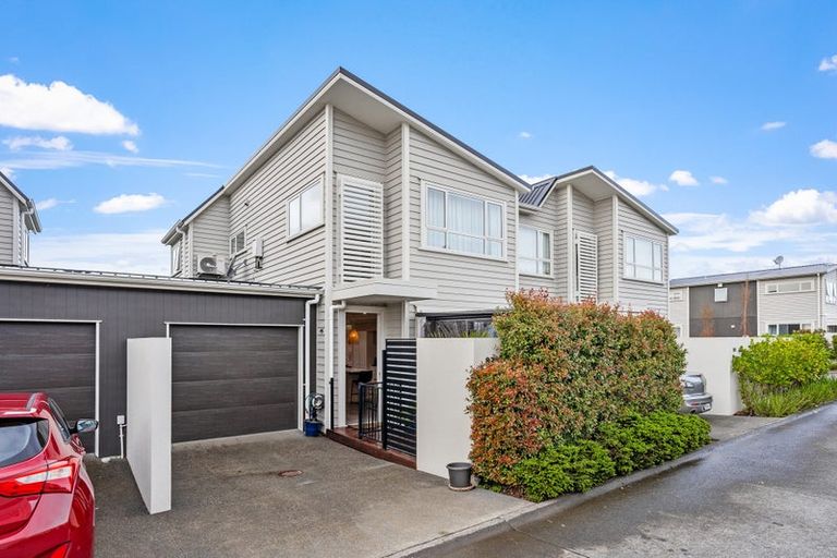Photo of property in 87 Karepiro Drive, Stanmore Bay, Whangaparaoa, 0932