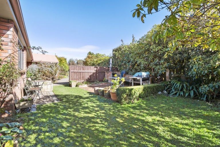 Photo of property in 3 Hau Whiti Place, Kimbolton, 4774